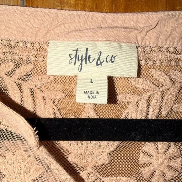 Style & Co. Women's Light Peach Lace Top - Picture 2 of 6